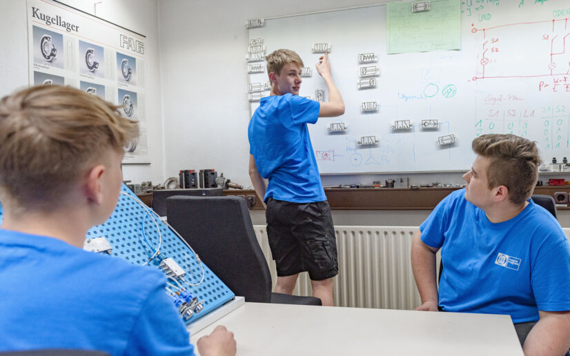 Apprenticeship, internship, Wagner Magnets, career, magnet technology, industrial mechanic, industrial clerk, career orientation, gaining experience, career entry